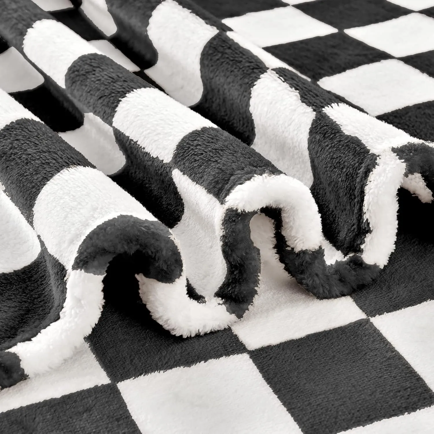 Checkered Blanket Flannel Throw Blankets Soft Cozy Checkered Grid Print Chessboard Gingham Pattern Throws for Bed Sofa Couch for All Seasons, 50x60 Inch, Black